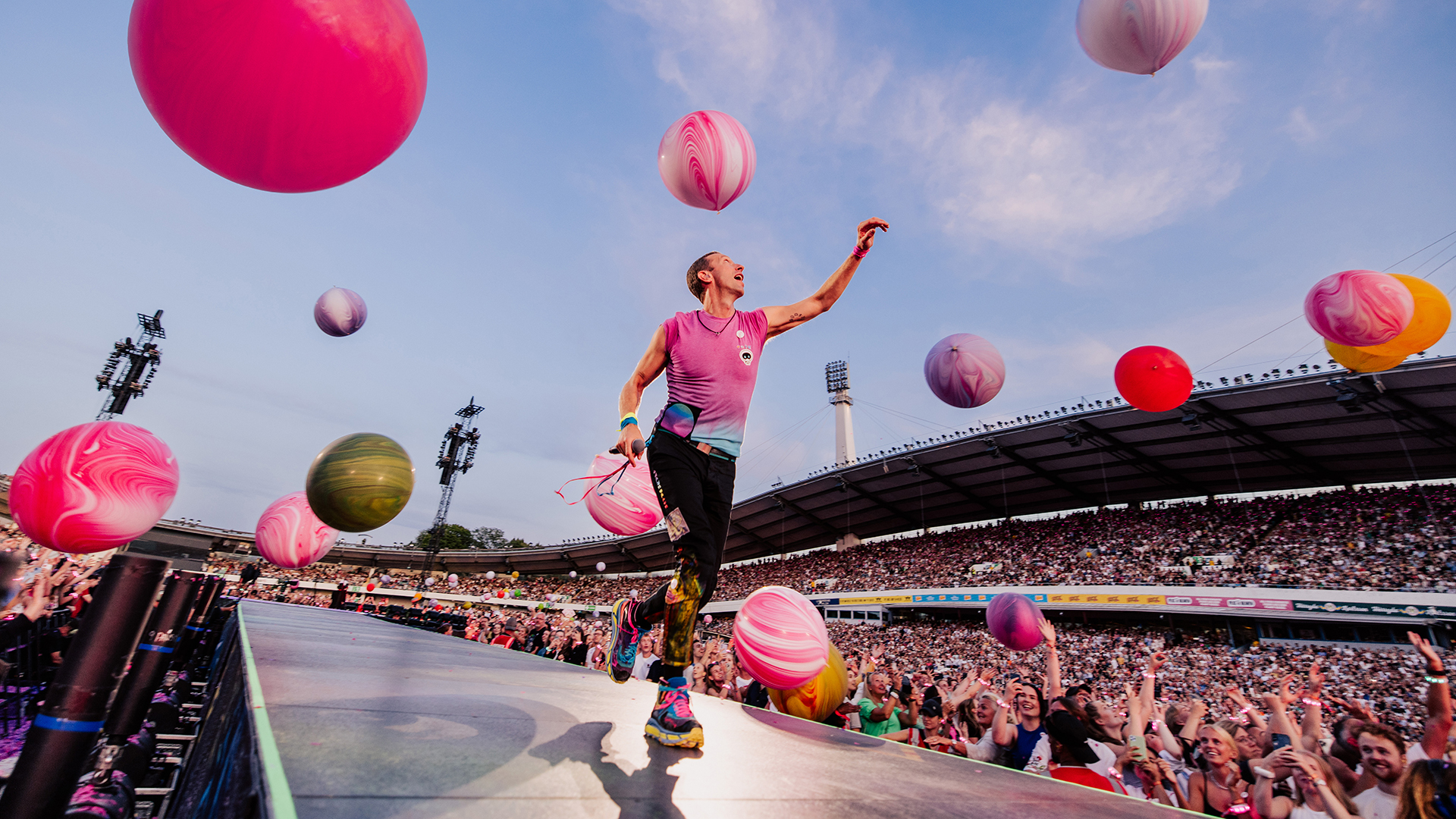 Music & Tour Photography – Behind The Shot